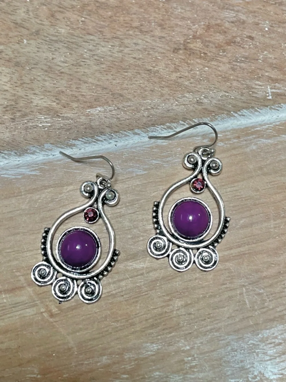 Vintage-Inspired Purple Stone Silver Drop Earrings
